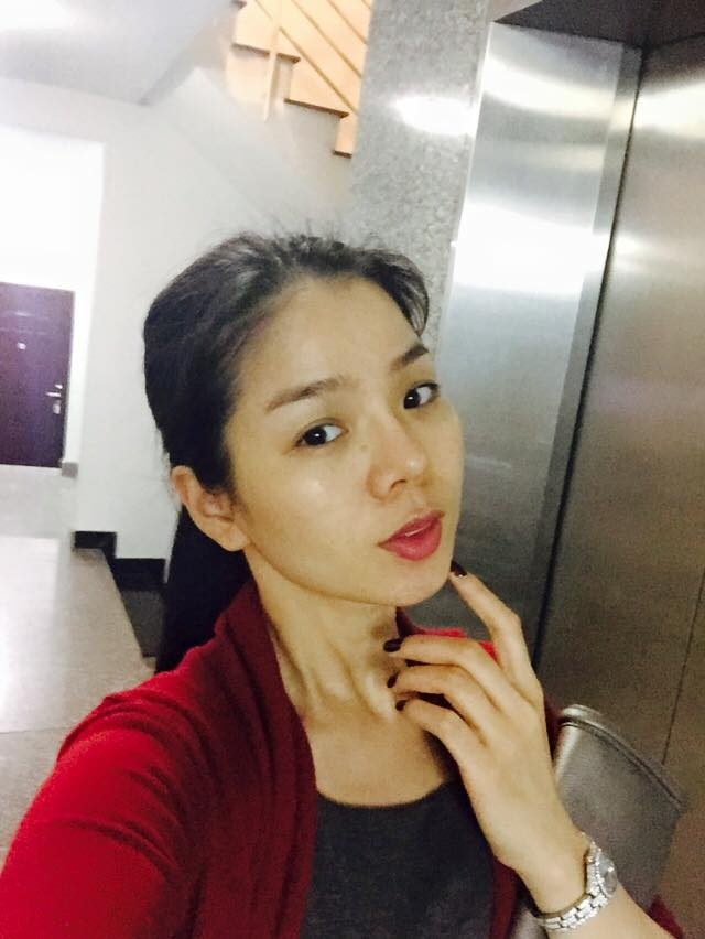 Có khi chỉ tô chút son môi.