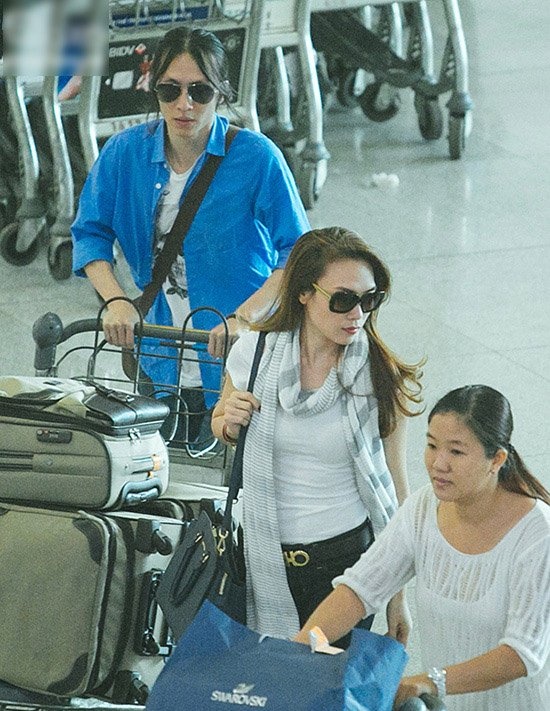 Nhưng thời gian gần đây, Mỹ Tâm lại liên tục xuất hiện cùng người đàn ông này khiến nhiều fan và khán giả đặt dấu chấm hỏi về mối quan hệ giữa hai người.