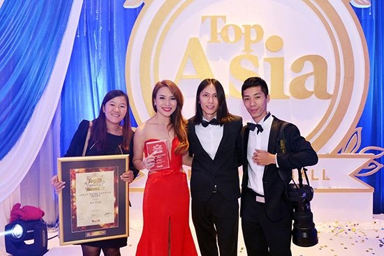 Hiện tại, Bi thường đi cùng Mỹ Tâm trong những chuyến lưu diễn xa để giúp cô ở hậu trường. Dù có rất nhiều lời đồn rằng cặp đôi này đang yêu nhau, nhưng cả hai vẫn tiếp tục im lặng. Trong buổi họp mặt fanclub nhân dịp sinh nhật vừa qua, khi Mỹ Tâm vừa nhắc đến “anh Bi”, hàng trăm fan của cô đều ồ lên thể hiện sự trầm trồ. Dù sự thật ra sao, thì cả Mỹ Tâm và Bi chắc chắn vẫn đang duy trì mối quan hệ bạn bè cực kì thân thiết.