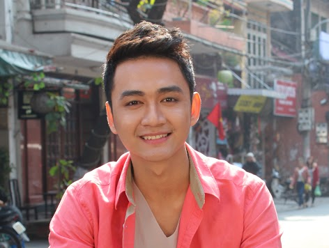 Hot boy Vietnam Idol gap rut hoan thien MV 'Bai ca lang du' hinh anh