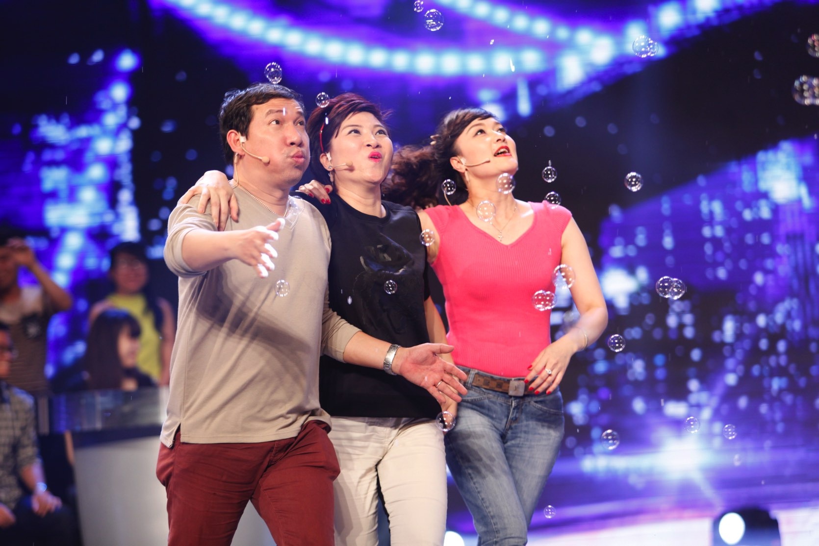 Thu thach Lien khuc ABC hinh anh