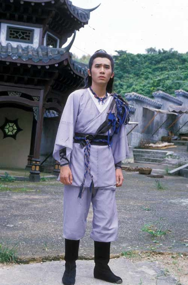 Khi Trương Vô Kỵ đã chấp nhận với cái chết do hàn độc gây nên thì tình cờ, trong một thung lũng, chàng đã học được môn nội công vô địch này. Từ đó, không những có thể trừ hết được hàn độc mà chàng còn trở thành người có nội công mạnh nhất thiên hạ, không thua kém gì nội công đã tu luyện hơn 100 năm của Trương Tam Phong.