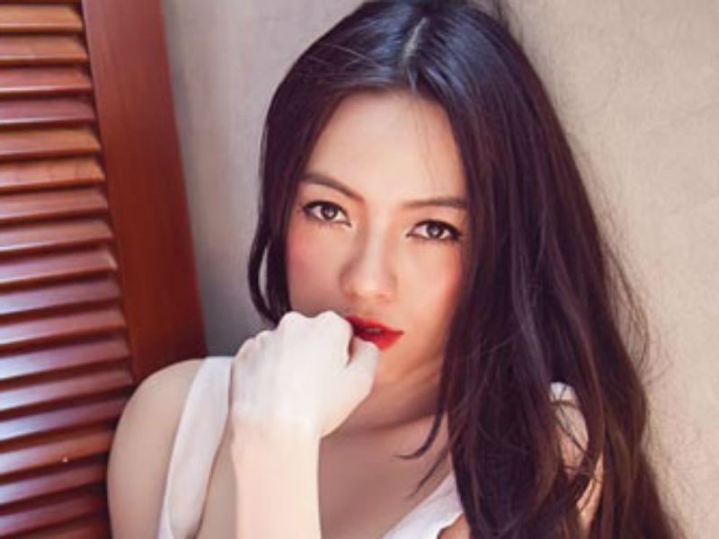 Hoang Diep thay ngu ngoc vi yeu nguoi thich tao scandal hinh anh