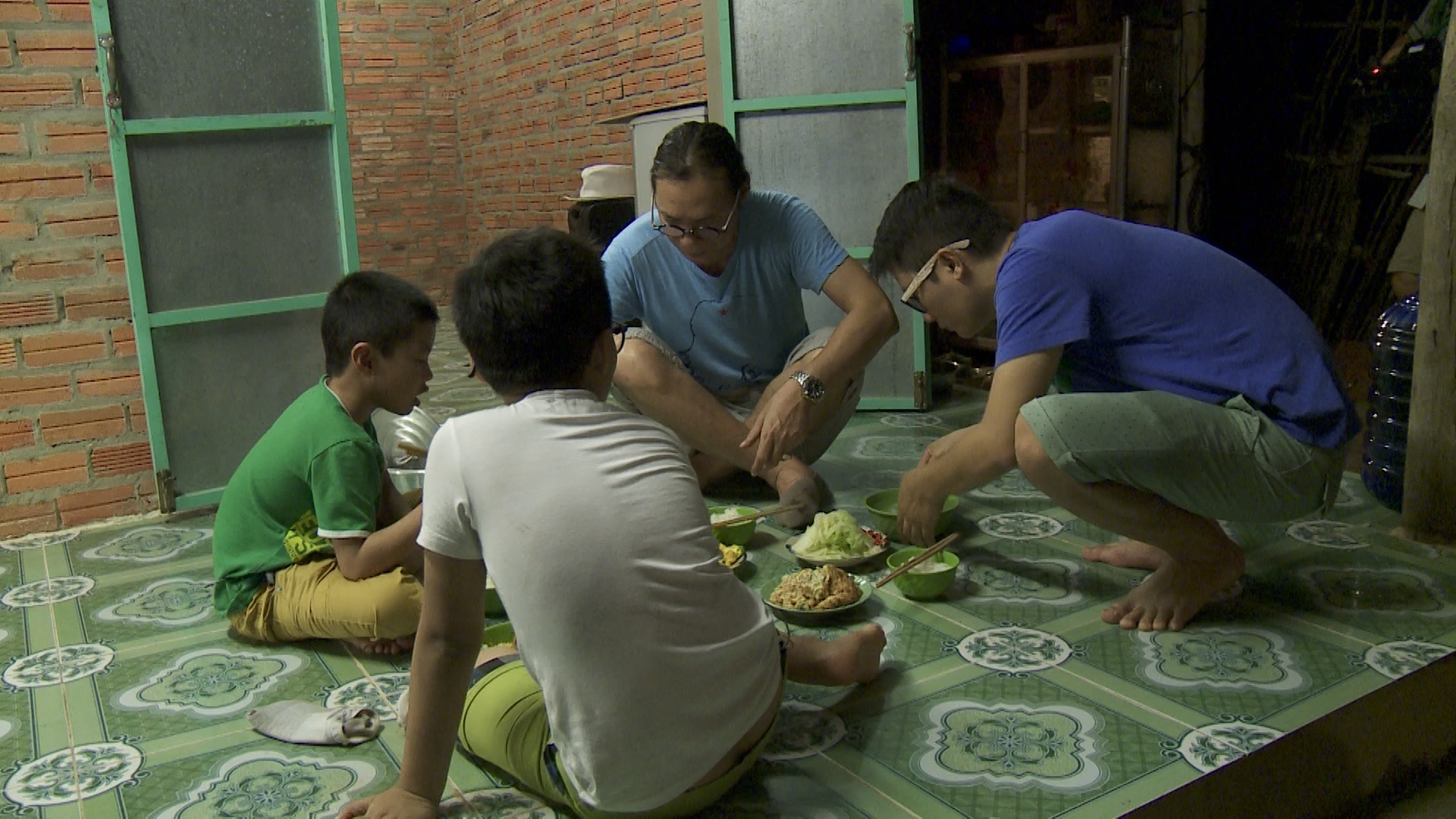 Bo oi minh di dau the