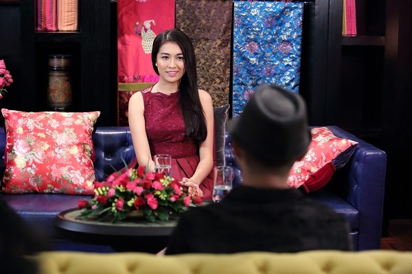 Trailer 'Le Hang - Tu lang chai len san dien' hinh anh