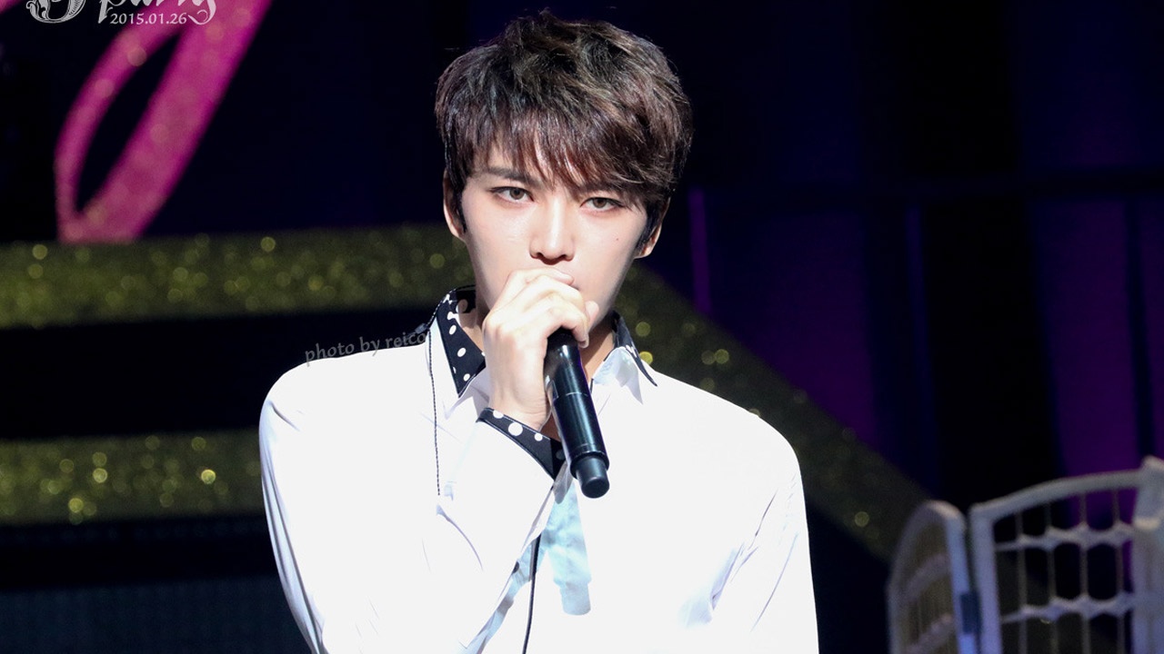 Giống Junsu, Jaejoong được ngưỡng mộ nhờ giọng hát tuyệt vời. Tuy nhiên, anh chàng mỹ nam này còn sản xuất và sáng tác ca khúc riêng cho chính mình trong một thời gian rất dài.