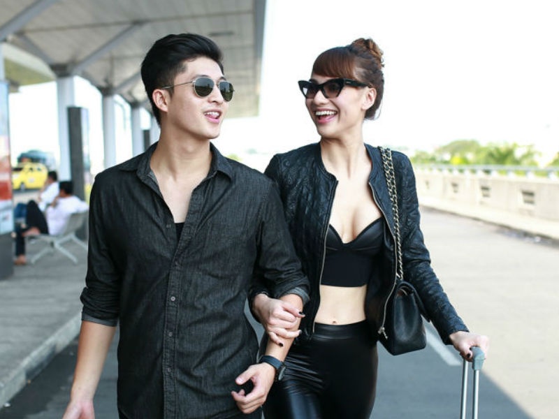 Hong Que mac ho bao, khoac tay Harry Lu tai san bay hinh anh