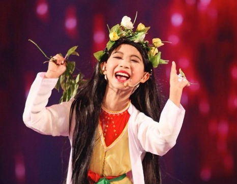 Co giao ke chuyen day Duc Vinh Got Talent dien tuong hinh anh