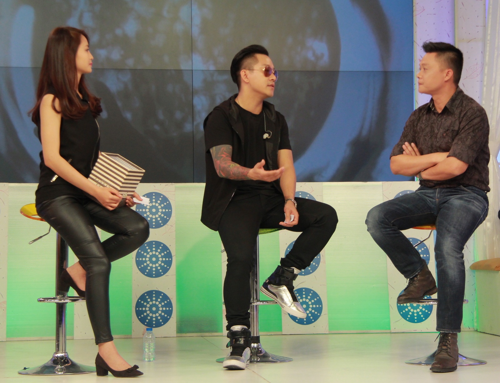 Tuan Hung tham gia chuong trinh Bua trua vui ve hinh anh