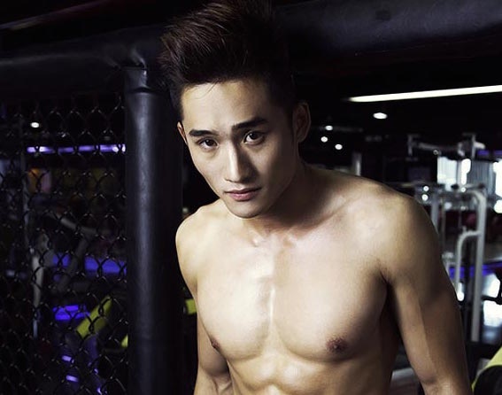 Hot boy 6 mui 'Vua di vua khoc' lot top 10 Phai manh Viet hinh anh