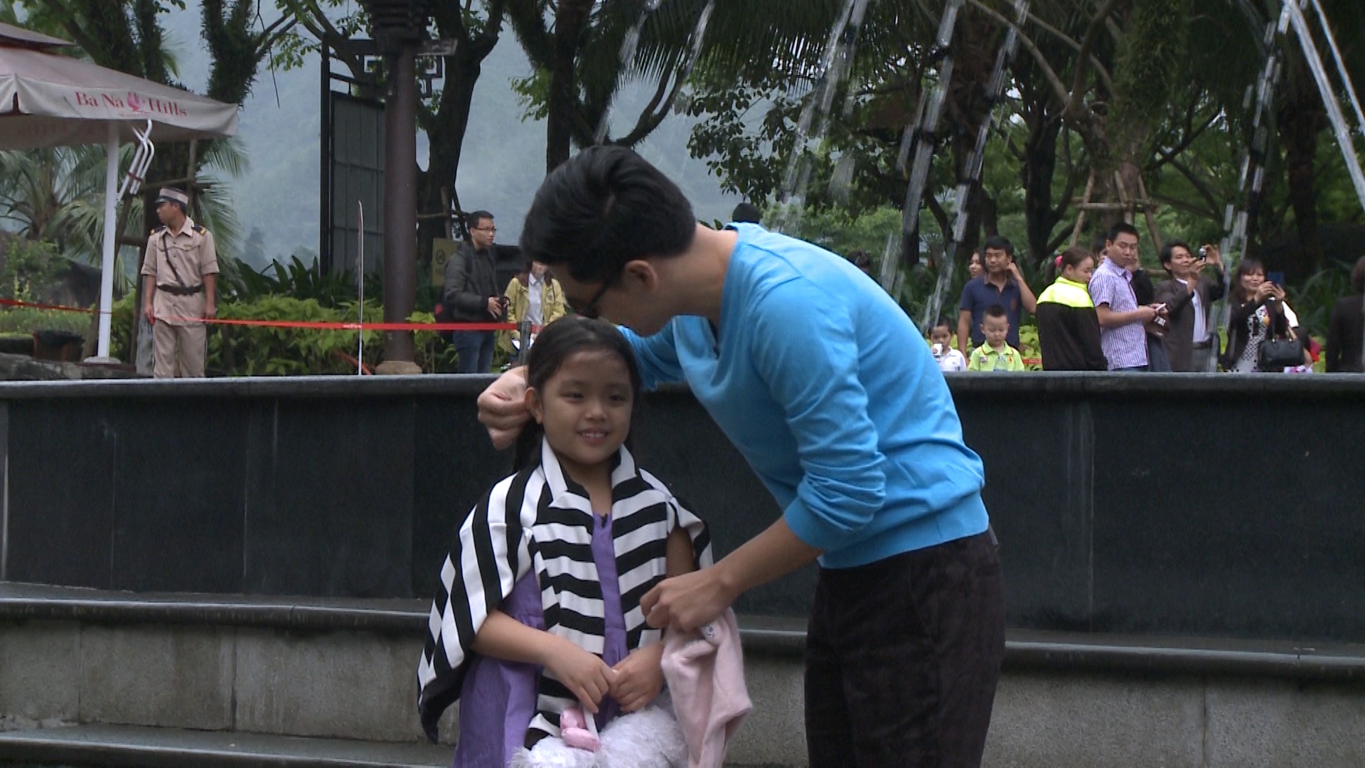 Bố ơi mình đi đâu thế, bo oi minh di dau the, phan anh, tran luc, bo oi