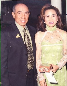 Vợ chồng ca sĩ Thanh Tuyền.