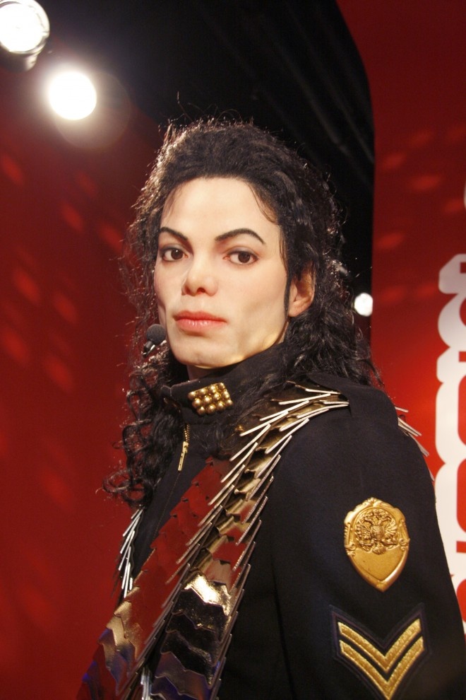 Michael Jackson trước khi trở thành ông hoàng nhạc pop đã là thành viên của nhóm nhạc The Jackson 5. Nhóm nhạc 5 thành viên trong gia đình Jackson nổi tiếng từ cuối thập niên 1960.