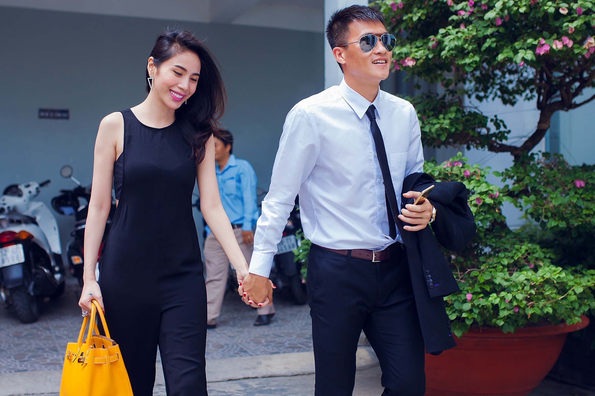 Thuy Tien: 'O nha, toi thich bao luc voi Cong Vinh hon' hinh anh