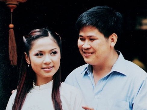Nhung moi tinh day ngang trai cua Viet Trinh hinh anh