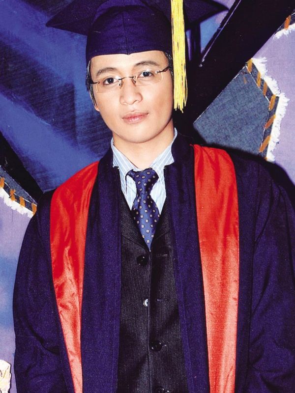 THANH TÚ  MC của chương trình Hòa nhịp bạn trẻ tốt nghiệp tại trường Cao đẳng Sân khấu – Điện ảnh TP. HCM năm 2007. Thế nhưng, từ khi ra trường, anh gắn bó với công việc MC hơn là diễn xuất.