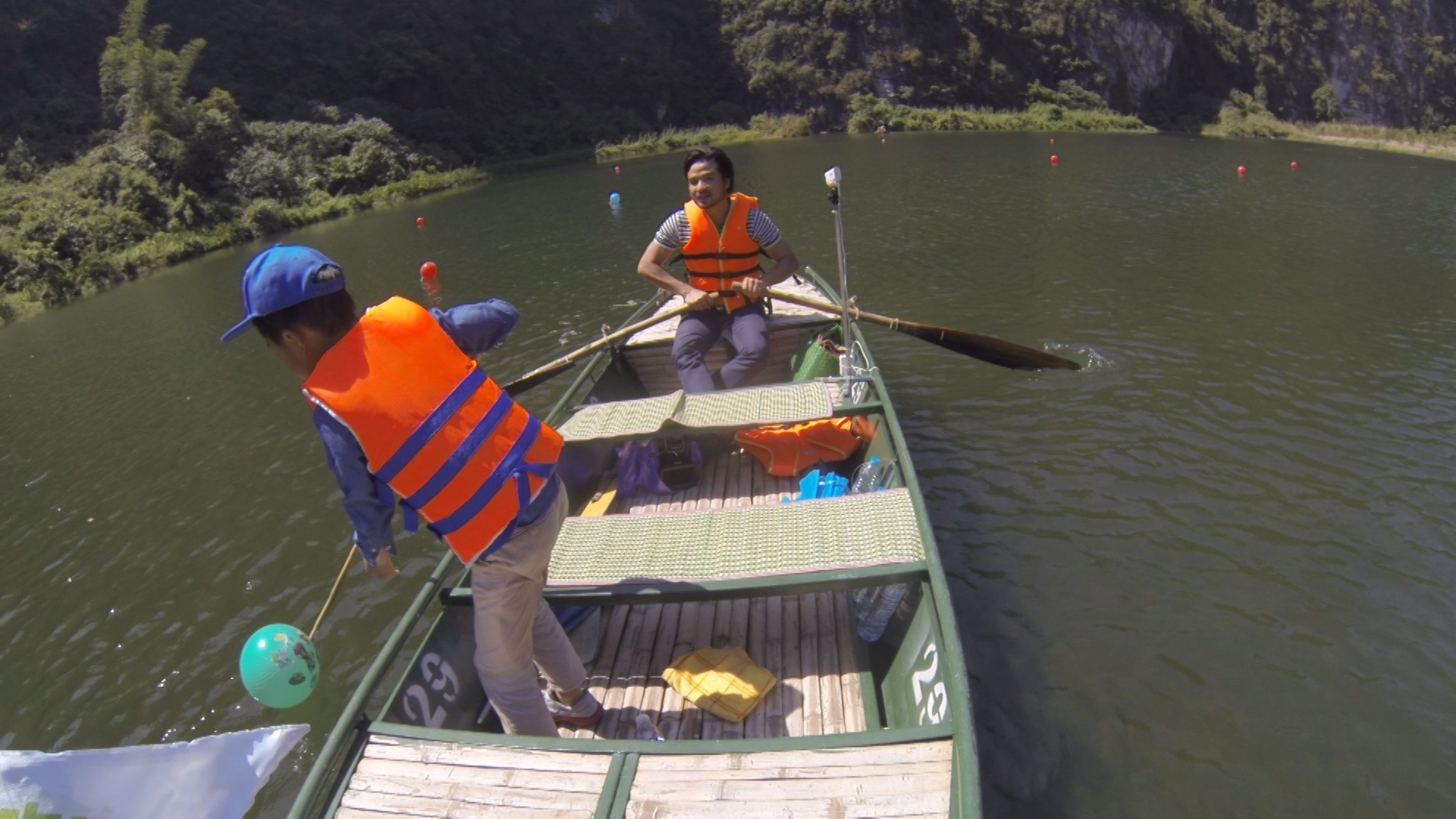 Cac bo con thuc hien thu thach 'Truy tim bau vat' hinh anh