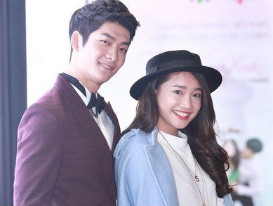 Nha Phuong dang yeu nhung khong tiet lo danh tinh ban trai hinh anh