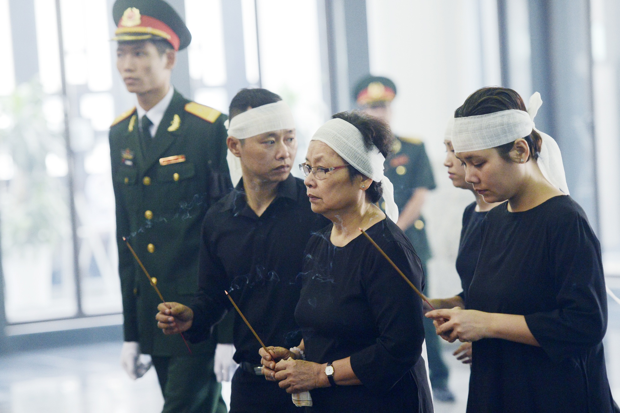 Loi chia se xuc dong cua con trai ve nhac si An Thuyen hinh anh