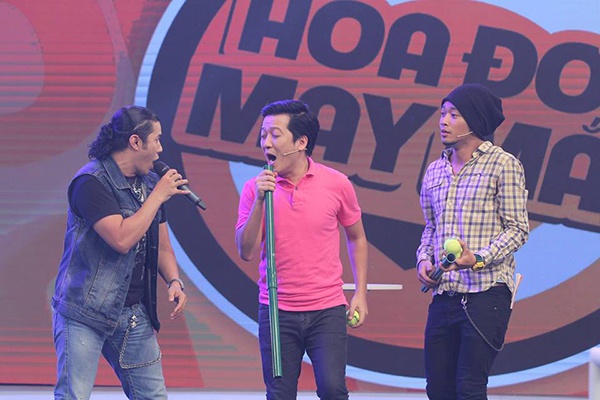 Nhìn Trường Giang giống đi “oánh lộn”, “cãi nhau” hơn là song ca.