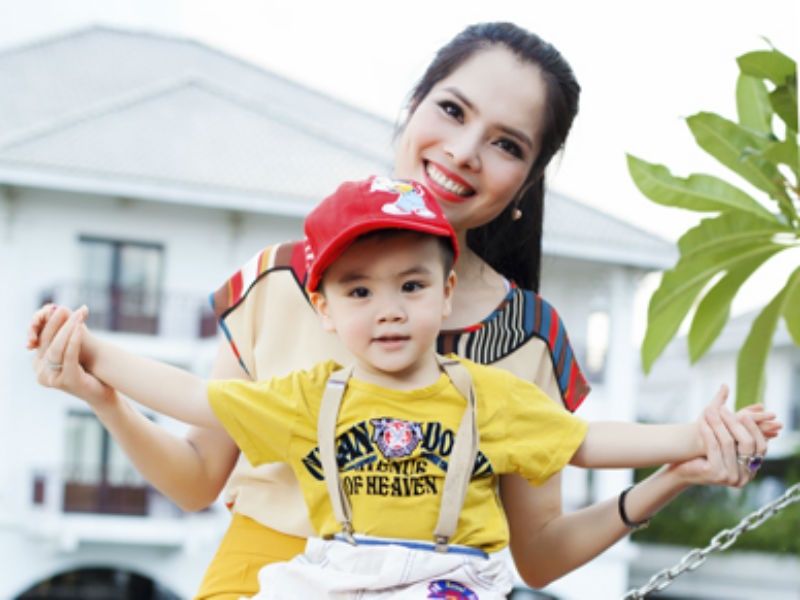 Dien vien Kieu Thanh: 'Bo em be van song voi toi' hinh anh