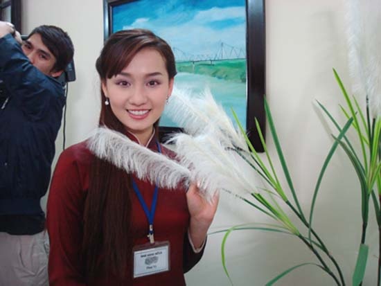 Phan 'lam dau' bat hanh cua La Thanh Huyen, Nhat Kim Anh hinh anh