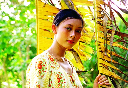 Bây giờ, chị đang là một nhà báo với những bài viết sắc sảo.