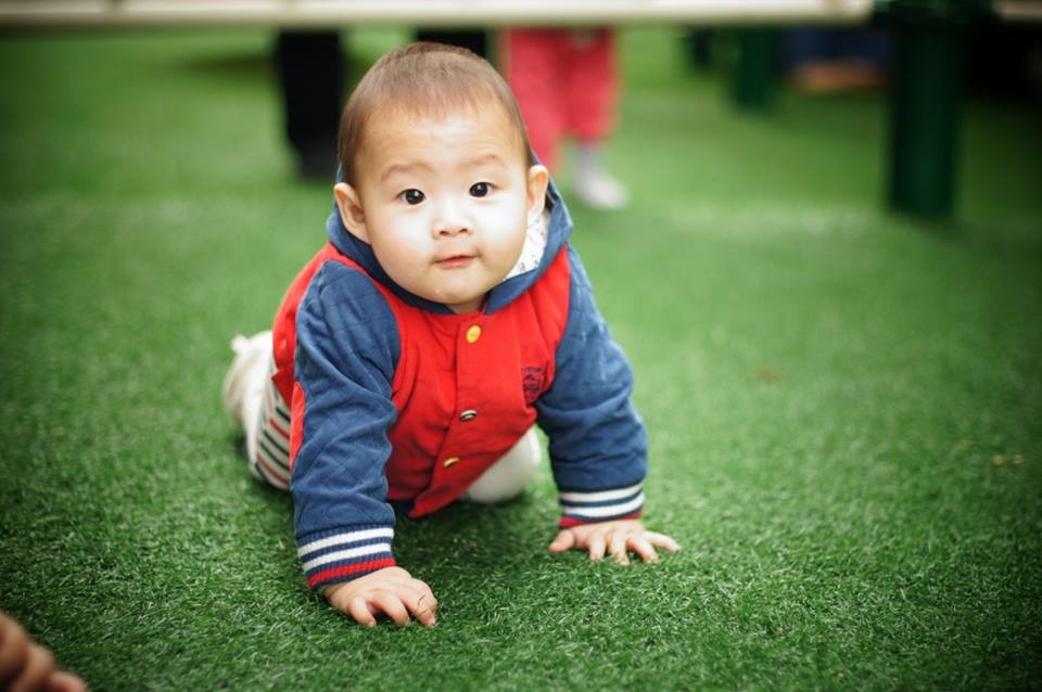 Khải Nguyên ngây thơ, đáng yêu được khán giả rất yêu mến.