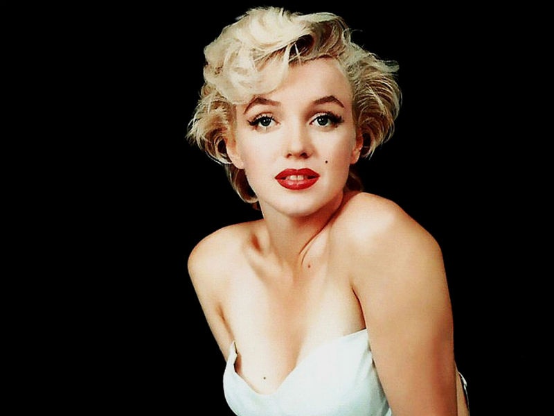 Bi quyet giu dang cua bieu tuong sex Marilyn Monroe hinh anh