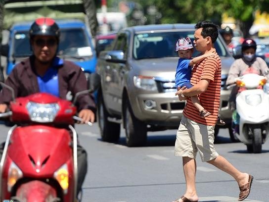 Vi sao Ha Noi nong bat thuong giua mua dong? hinh anh