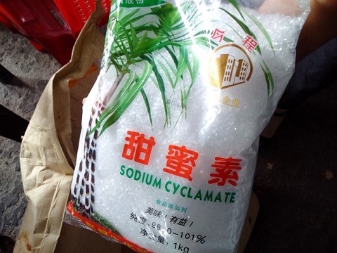 Đường cyclamate không có trong danh mục chất tạo ngọt được phép sử dụng tại Việt Nam.