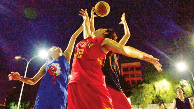 The thao dem khuya va nguy co dot tu hinh anh