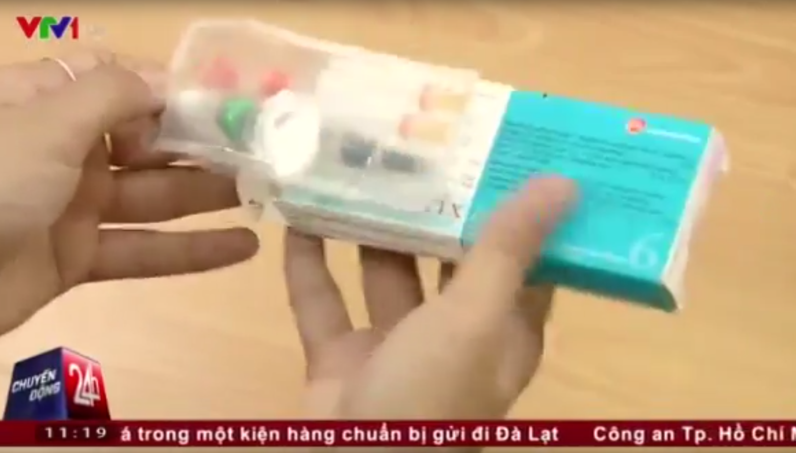 Vac xin 6 trong 1 'chui' duoc bao quan trong phich lanh hinh anh