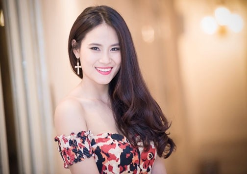 Giam can voi yoga cung Hoa hau Bien Van Anh hinh anh
