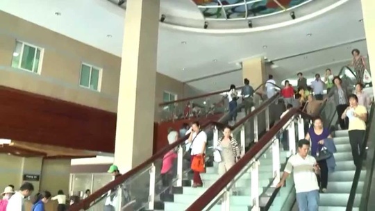 cô gái mắc bệnh lạ  ảnh 1 co gai mac benh la anh 1