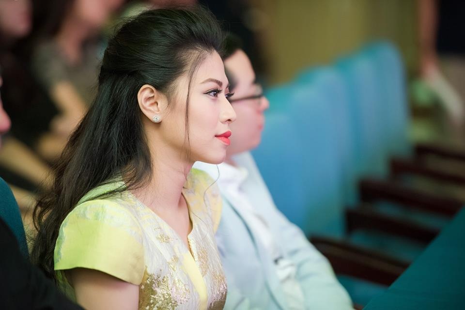 Ngọc Trinh VTV ảnh 4 Ngoc Trinh VTV anh 4