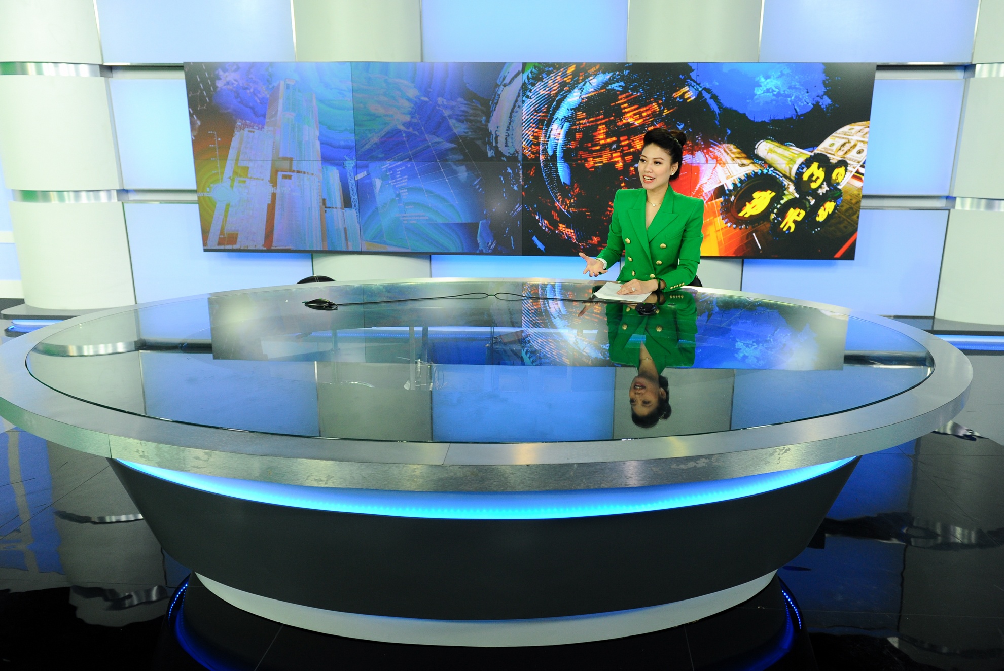 mot ngay cua BTV Ngoc Trinh anh 15