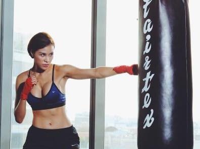 Phuong Mai tu van bai tap gym ket hop danh cho cac cap doi hinh anh