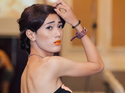 Thi sinh chuyen gioi Next Top Model bi loai som vi ai bikini hinh anh