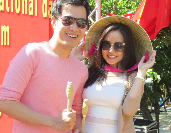 Vy Oanh, Ho Trung Dung bieu dien o Trung Quoc hinh anh