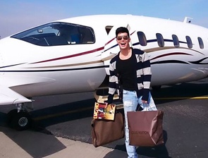 Nathan Lee phan phao vu 'may bay tham ruong' cua Thu Minh hinh anh