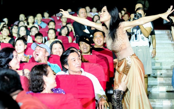 Nhung khoanh khac kho quen trong liveshow Thu Phuong hinh anh