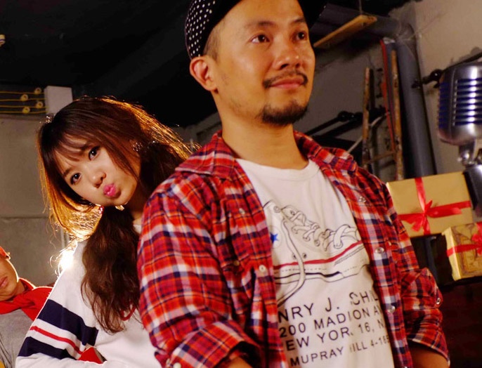 Hari Won choc gheo ban trai Tien Dat trong hau truong MV hinh anh