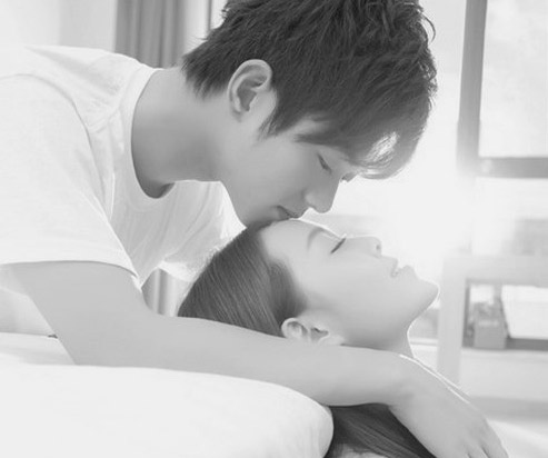 Mau con gai hoan hao 'hiem co, kho tim' trong mat cac chang hinh anh