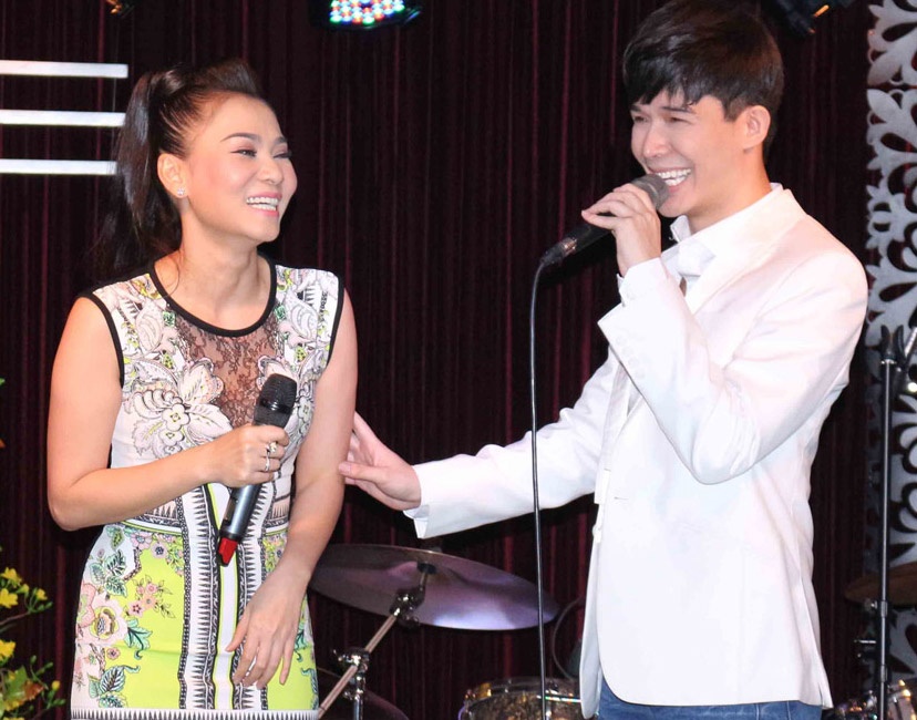 Thu Minh duoc Nathan Lee chuc som co con trai hinh anh