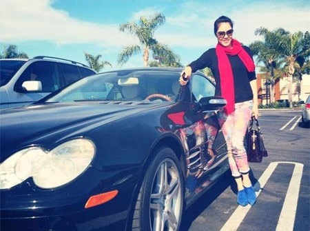 My nhan Viet va nhung mon qua xa xi tu duc lang quan hinh anh