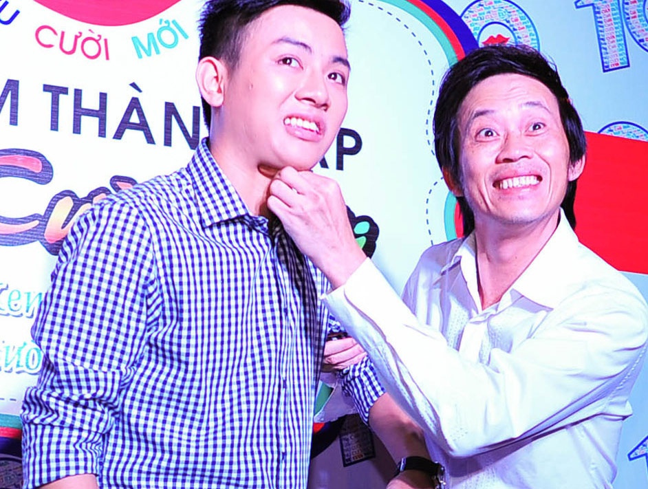 Hoai Lam lan dau noi ve cha nuoi Hoai Linh tren san khau hinh anh