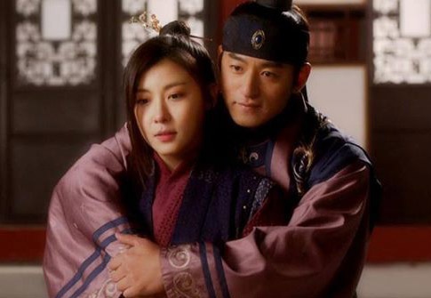 'Hoang Hau Ki' va nhung nguoi tinh man anh dien trai hinh anh