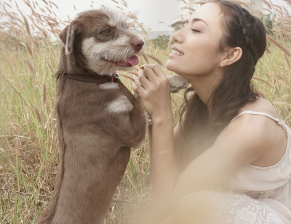 Tinna Tinh tung MV len an nan trom cho hinh anh