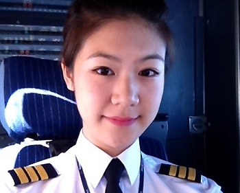 Ngam ban gai phi cong Vietnam Airlines cua Truong The Vinh hinh anh